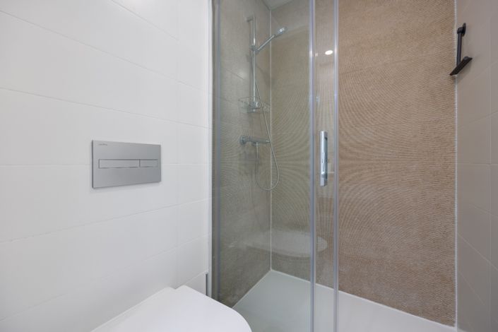 Image No.42-2 Bed Apartment for sale