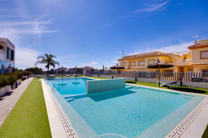 Image No.44-2 Bed Apartment for sale