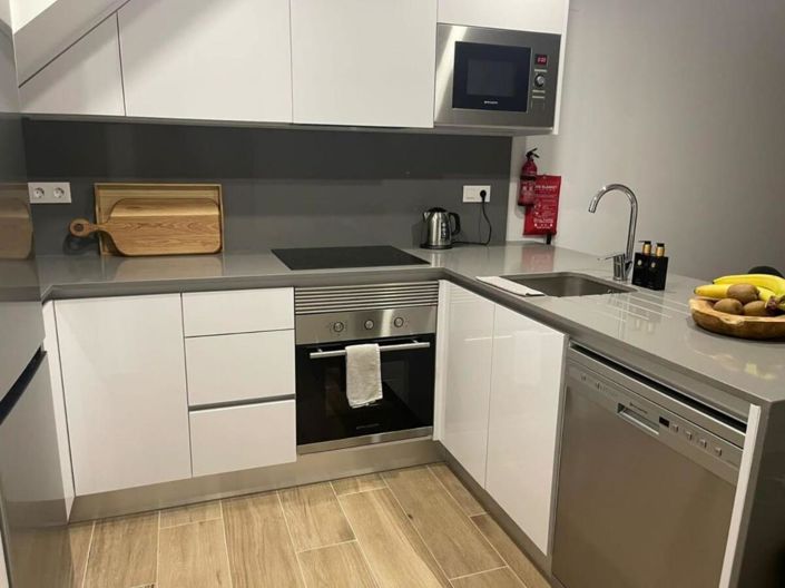 Image No.21-2 Bed Apartment for sale