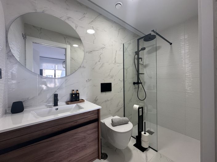 Image No.15-3 Bed Apartment for sale