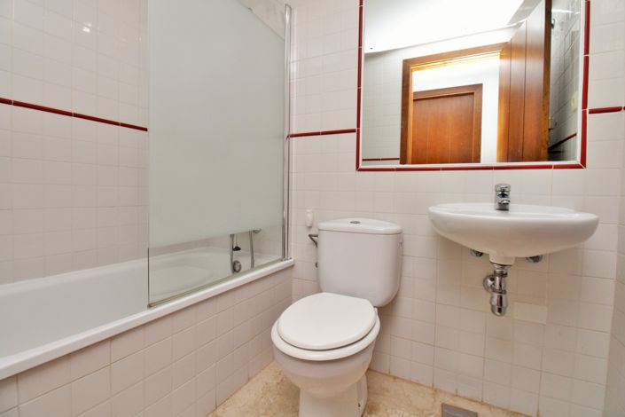 Image No.18-2 Bed Apartment for sale