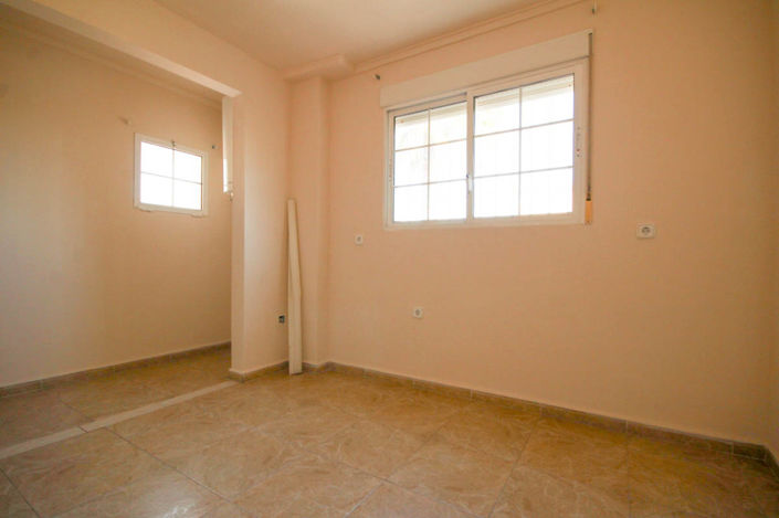 Image No.12-5 Bed Villa for sale