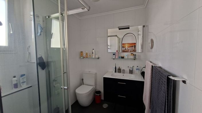 Image No.19-3 Bed Apartment for sale