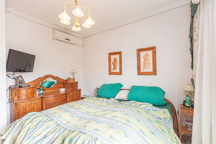 Image No.27-3 Bed Townhouse for sale