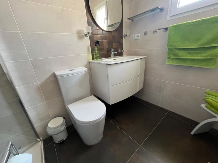 Image No.34-3 Bed Villa for sale