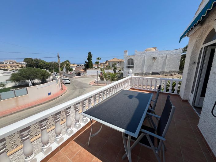 Image No.37-3 Bed Villa for sale