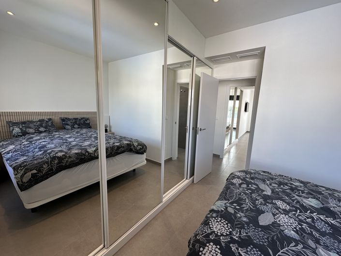 Image No.17-2 Bed Apartment for sale