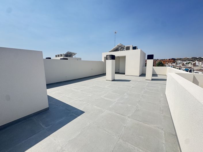 Image No.19-2 Bed Apartment for sale