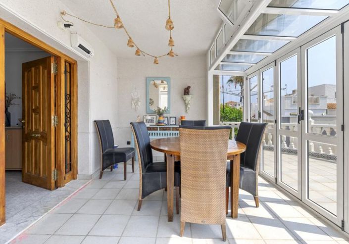 Image No.17-4 Bed Villa for sale