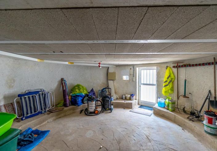 Image No.32-4 Bed Villa for sale