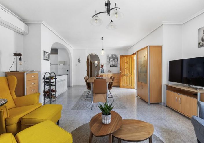 Image No.8-4 Bed Villa for sale