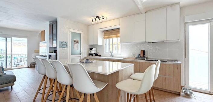 Image No.31-2 Bed Villa for sale