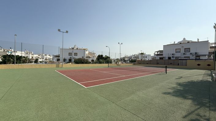 Image No.30-2 Bed Townhouse for sale