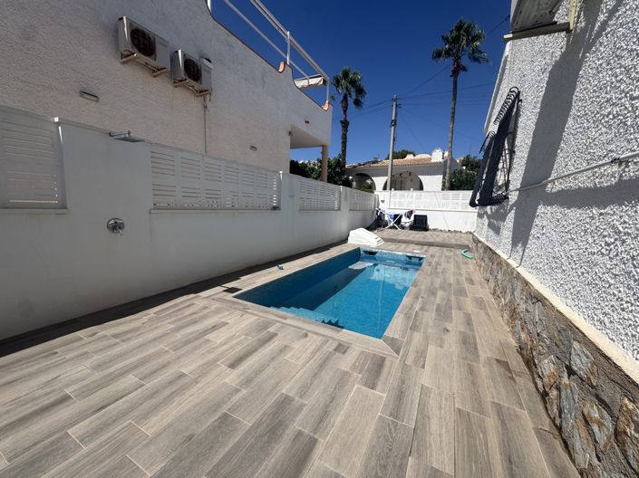 Image No.22-2 Bed Villa for sale