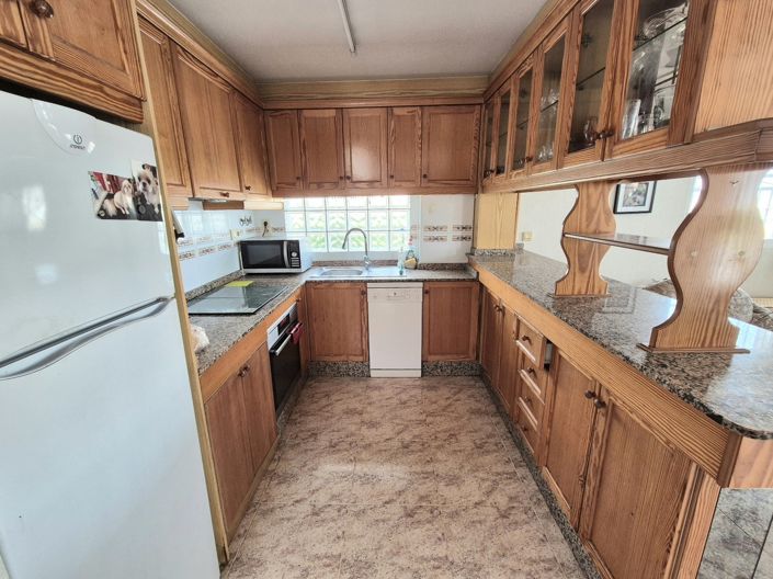 Image No.12-3 Bed Villa for sale