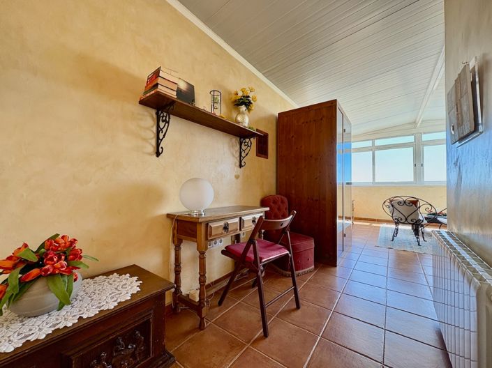 Image No.18-3 Bed Villa for sale