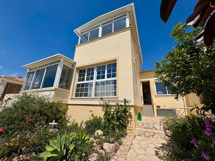 Image No.24-3 Bed Villa for sale