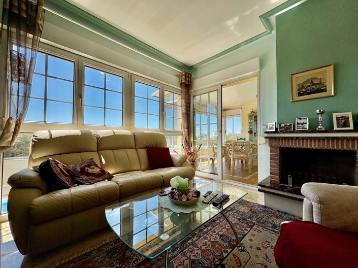 Image No.6-3 Bed Villa for sale