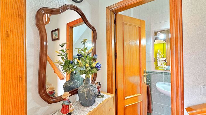 Image No.14-2 Bed Townhouse for sale