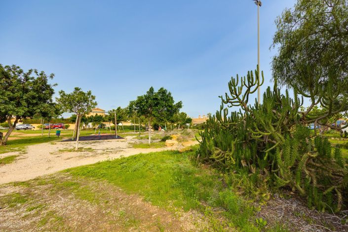 Image No.33-2 Bed Villa for sale