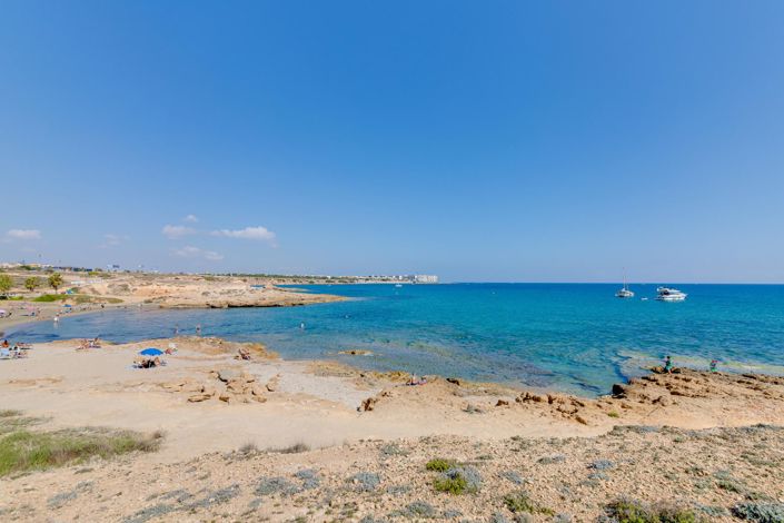 Image No.39-2 Bed Villa for sale