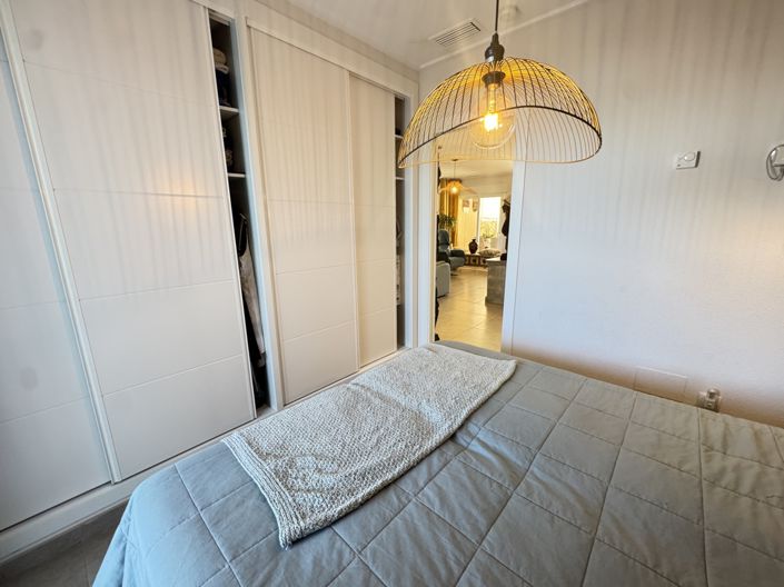 Image No.25-2 Bed Apartment for sale