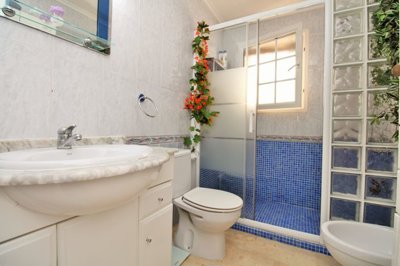 o1j8lumpfg1hanrrr1sh511e18mq2n