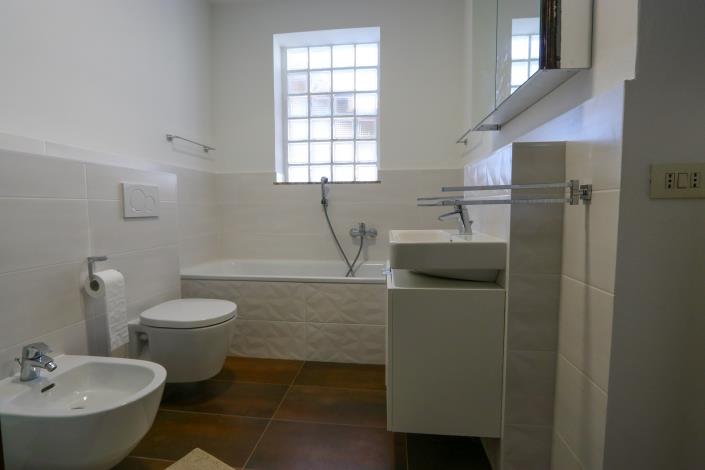 Image No.9-7 Bed House/Villa for sale