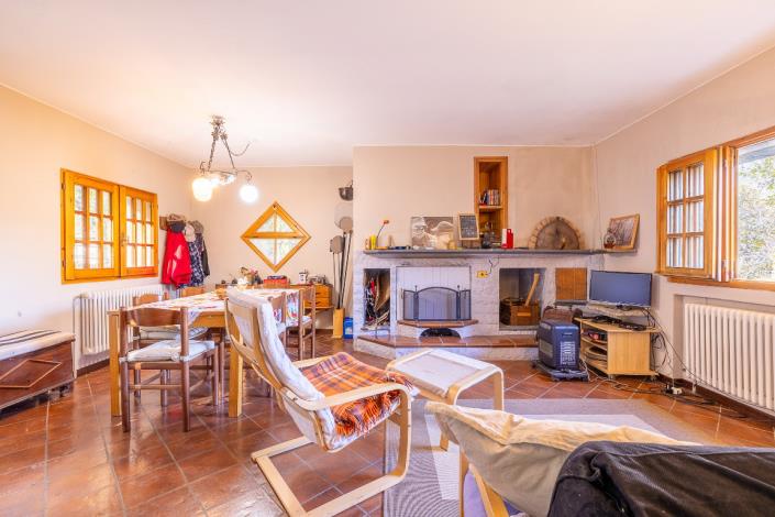 Image No.15-3 Bed House for sale