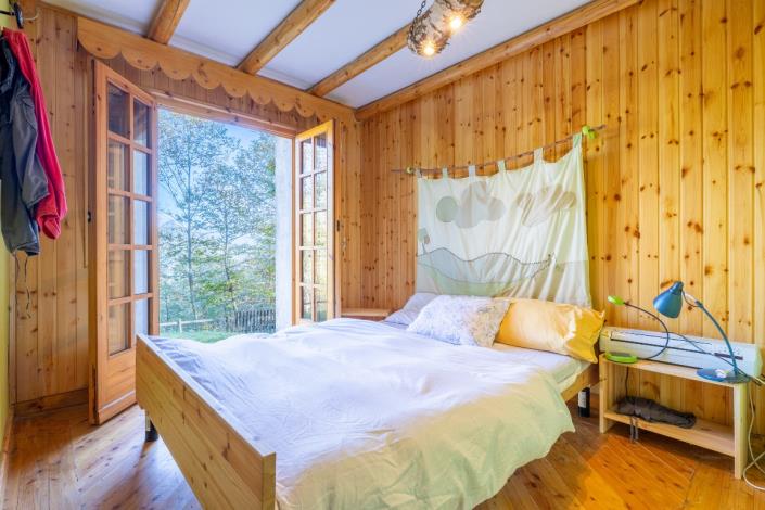 Image No.17-3 Bed House for sale