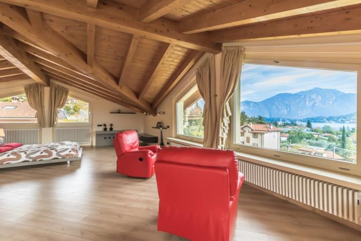 Image No.5-6 Bed Villa / Detached for sale