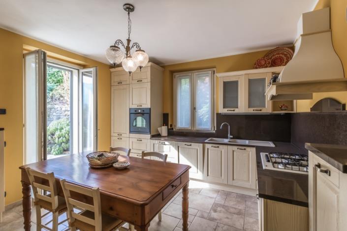 Image No.23-6 Bed Villa / Detached for sale