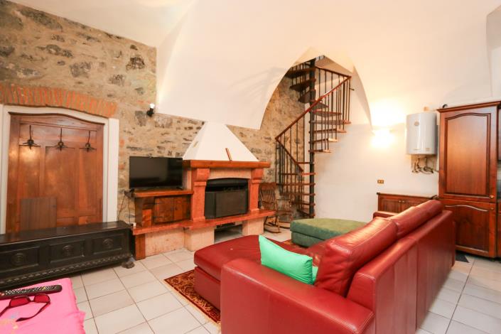 Image No.12-2 Bed Apartment for sale