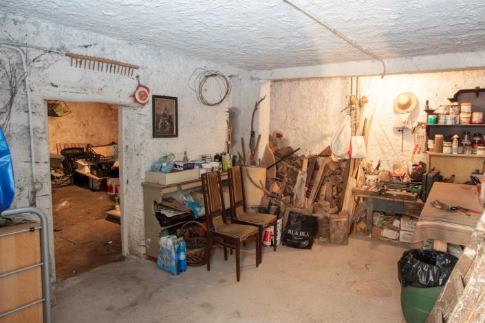 Image No.24-3 Bed House for sale