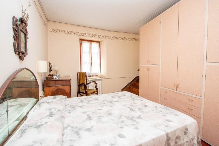 Image No.18-3 Bed House for sale