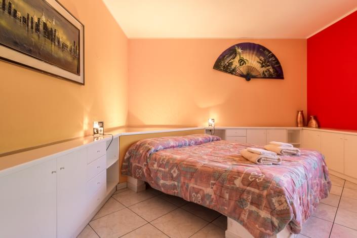 Image No.12-4 Bed Villa for sale