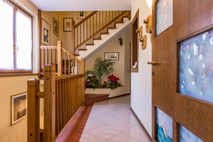 Image No.28-3 Bed Villa for sale