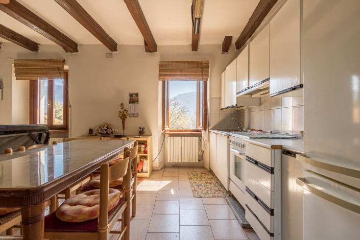 Image No.24-5 Bed Apartment for sale