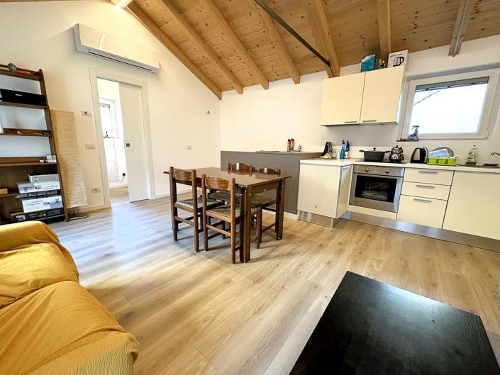 Image No.3-2 Bed House for sale