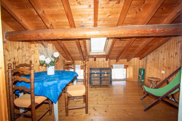 Image No.11-4 Bed House for sale