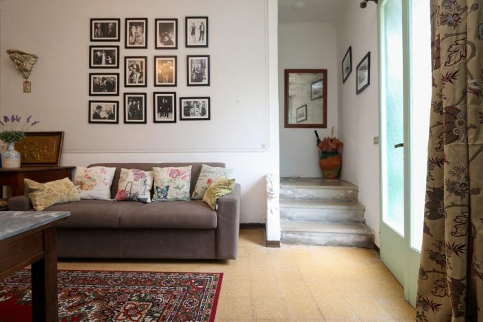 Image No.7-2 Bed House for sale