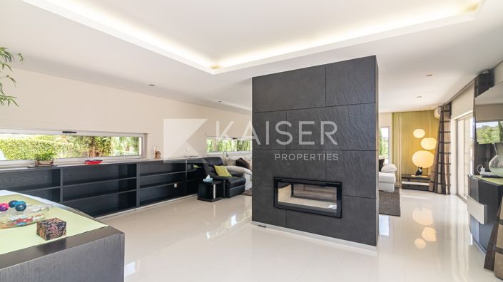 Image No.14-4 Bed Villa for sale