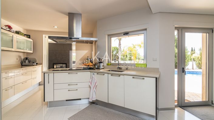 Image No.16-4 Bed Villa for sale