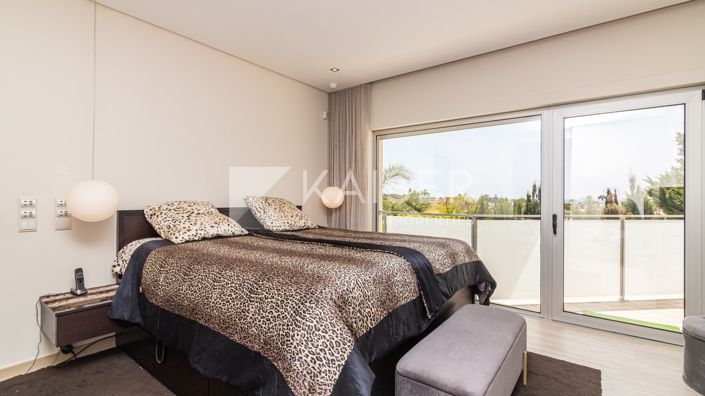 Image No.23-4 Bed Villa for sale