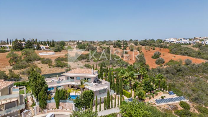 Image No.8-4 Bed Villa for sale