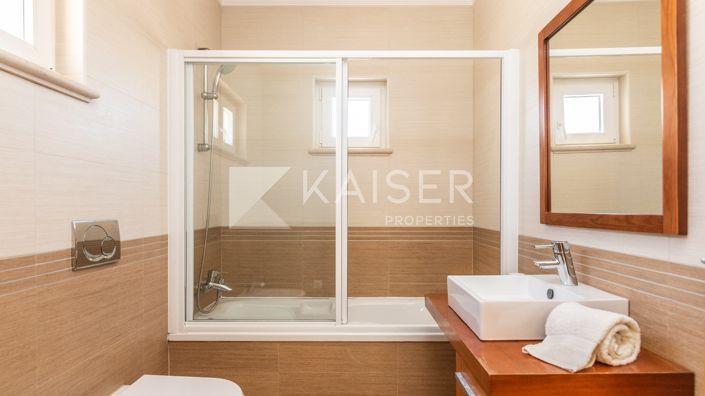 Image No.18-4 Bed Villa for sale