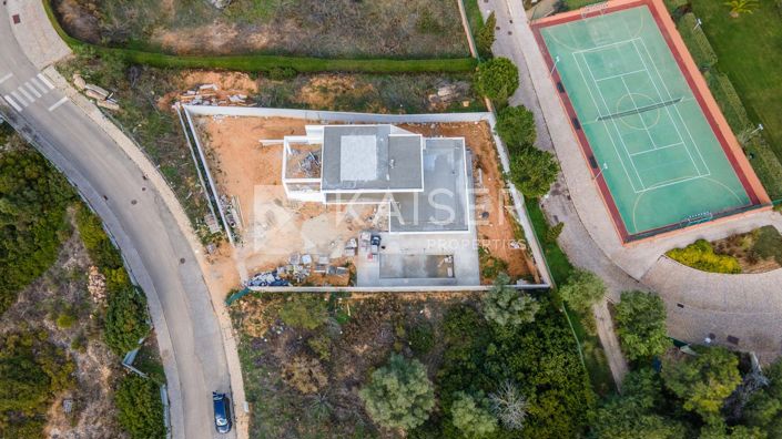 Image No.12-4 Bed Villa for sale