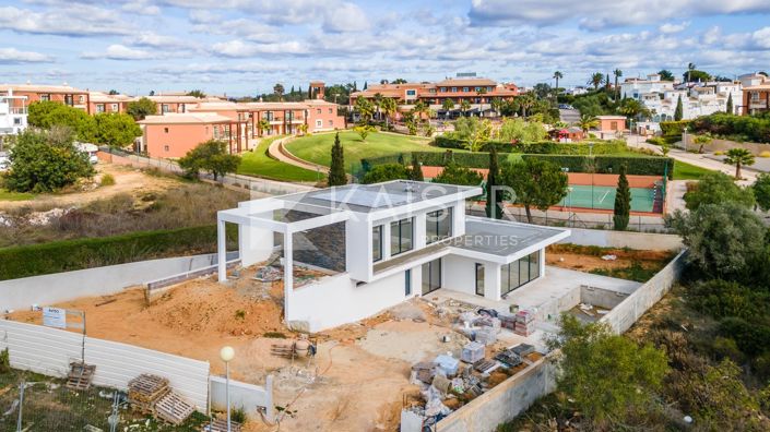 Image No.6-4 Bed Villa for sale