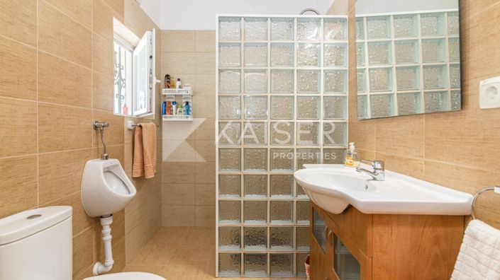 Image No.12-3 Bed Villa for sale