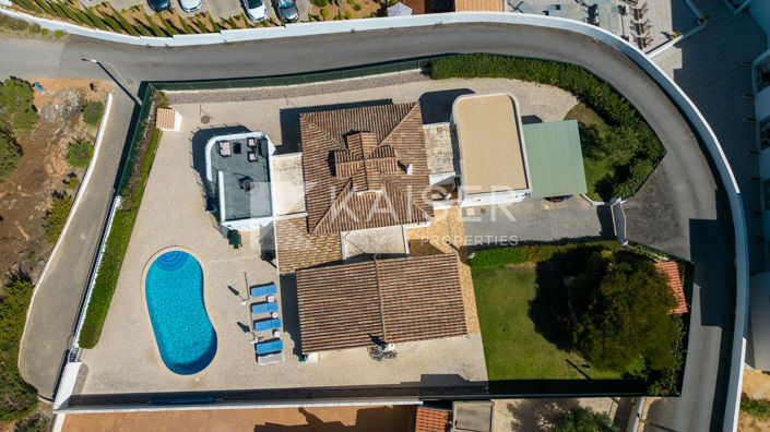 Image No.28-4 Bed Villa for sale